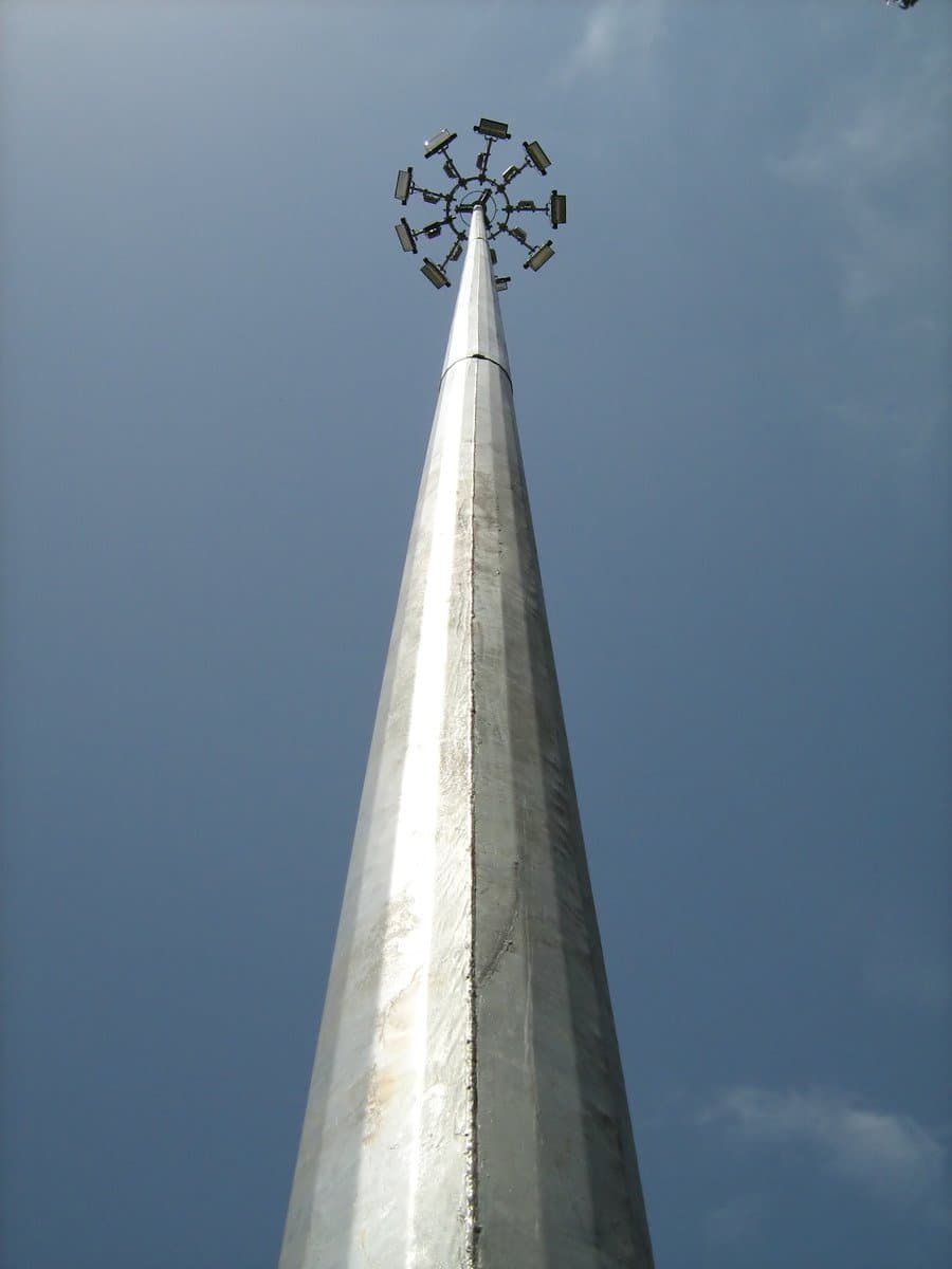 Tiang Sorot / High Mast